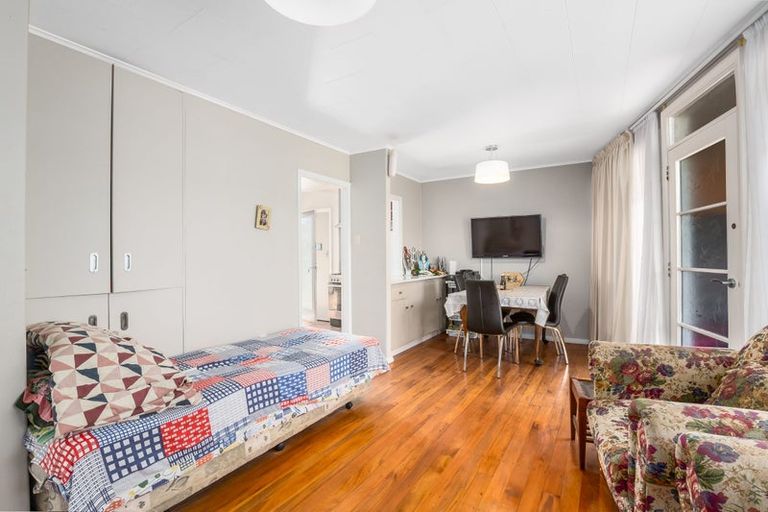 Photo of property in 49c Garden Road, Avalon, Lower Hutt, 5011