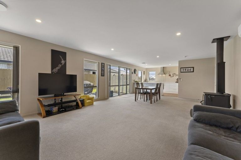 Photo of property in 1 Galatos Street, Rangiora, 7400