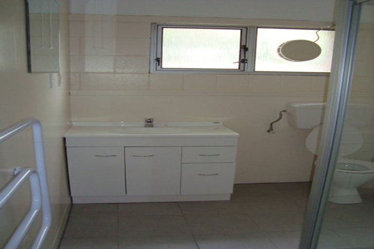 Photo of property in 4/195 Waterloo Road, Hutt Central, Lower Hutt, 5010