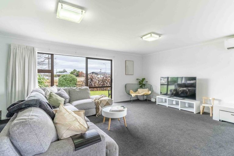 Photo of property in 126 Great North Road, Winton, 9720