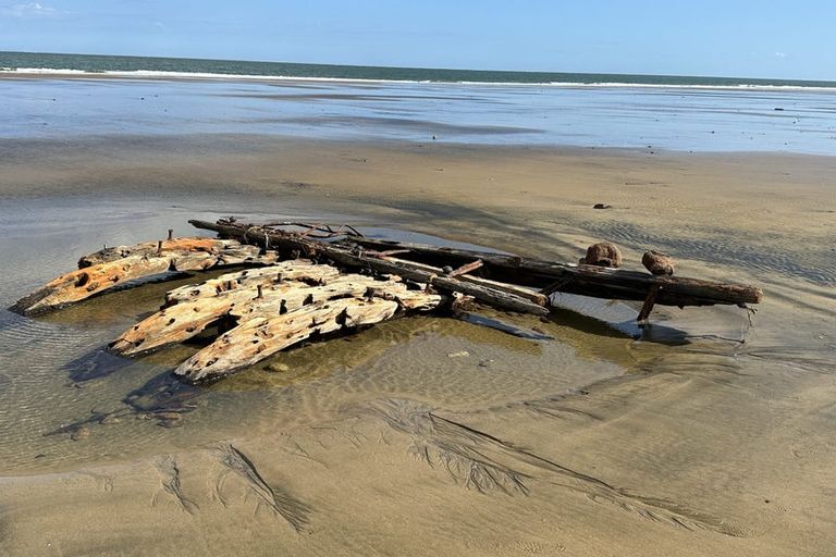 Photo of property in 3 Signal Stn Road, Pouto, Te Kopuru, 0391