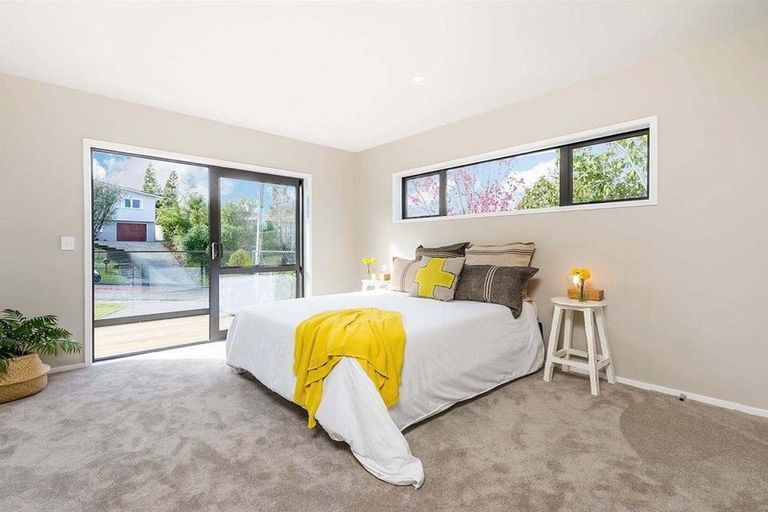 Photo of property in 25a Arrow Road, Forrest Hill, Auckland, 0620