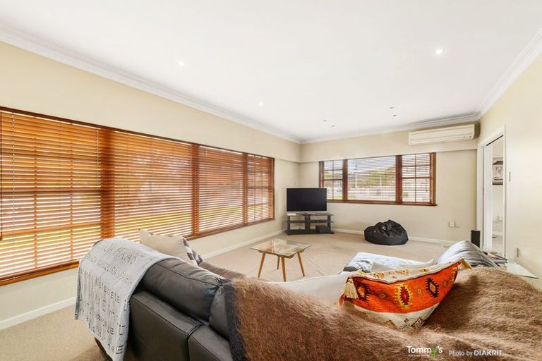 Photo of property in 21 Epuni Street, Hutt Central, Lower Hutt, 5011