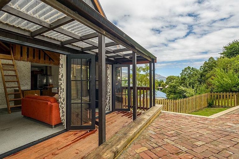 Photo of property in 1/71 Jacksons Road, Lyttelton, 8082