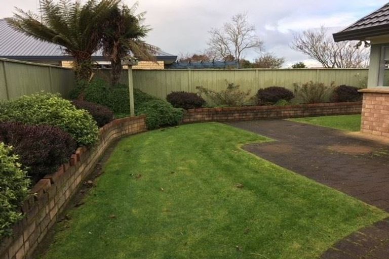 Photo of property in 8 Admiral Crescent, Flagstaff, Hamilton, 3210