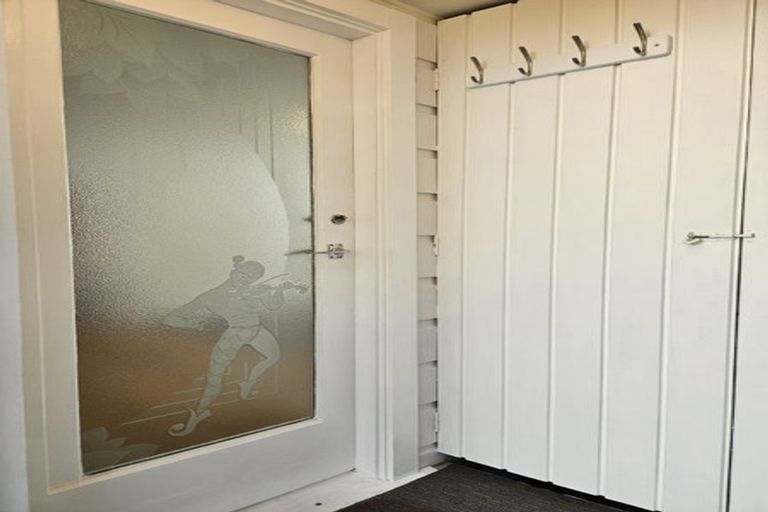 Photo of property in 87 Majoribanks Street, Mount Victoria, Wellington, 6011