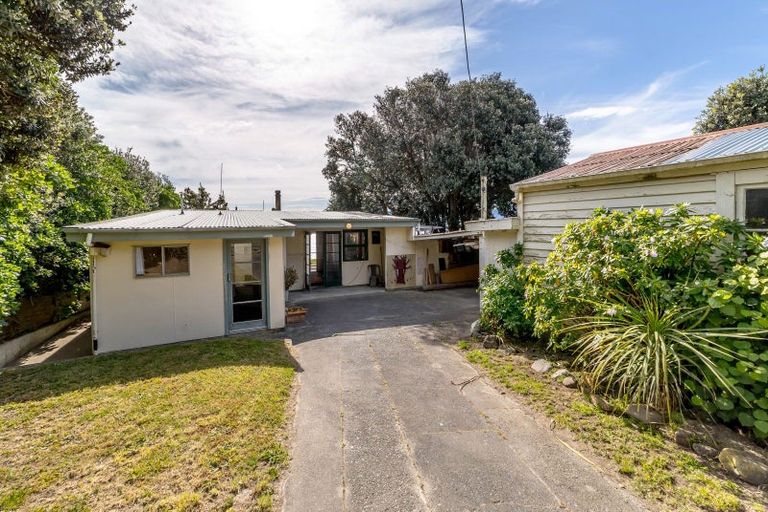 Photo of property in 1598 Cape Palliser Road, Cape Palliser, Featherston, 5772