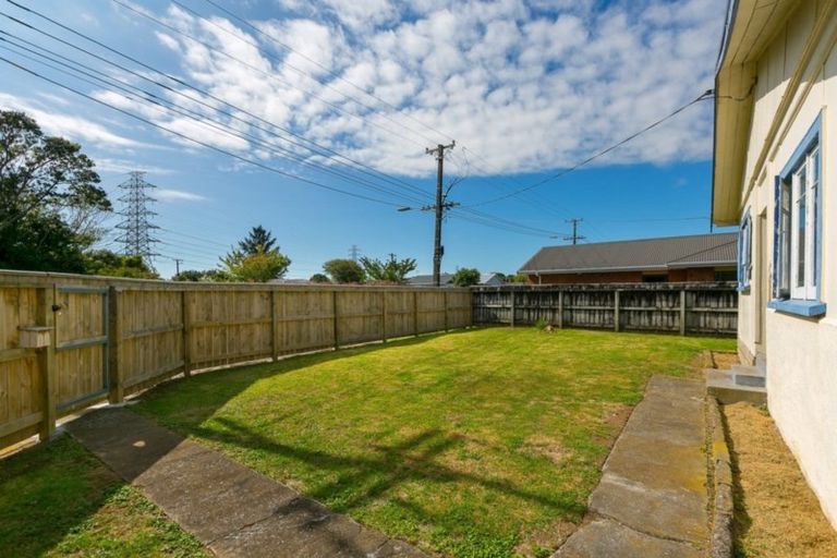 Photo of property in 352 Carrington Street, Vogeltown, New Plymouth, 4310