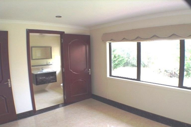 Photo of property in 1121a Whangaparaoa Road, Tindalls Beach, Whangaparaoa, 0930