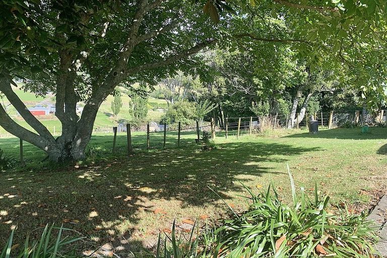 Photo of property in 117 Honi Taipua Street, Manakau, Levin, 5573