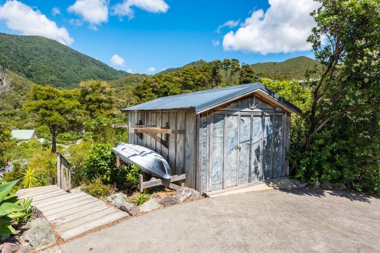 Photo of property in 7 Soucis Lane, Okiwi Bay, French Pass, 7193