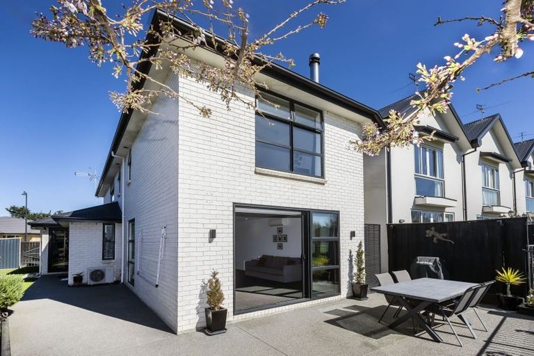 Photo of property in 19 Albert Sheppard Close, Yaldhurst, Christchurch, 8042