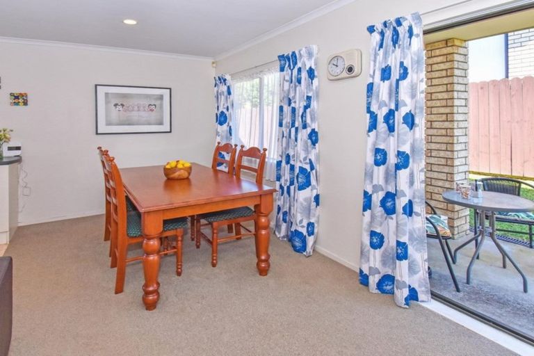 Photo of property in 28b Hillcrest Road, Papatoetoe, Auckland, 2025