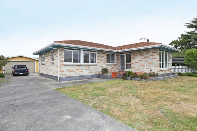 Photo of property in 1403 Warwick Place, Mayfair, Hastings, 4122