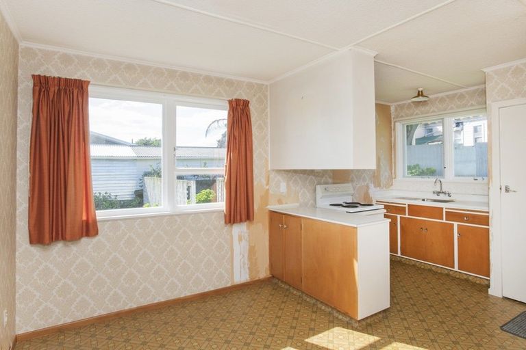 Photo of property in 38 Totara Street, Te Hapara, Gisborne, 4010