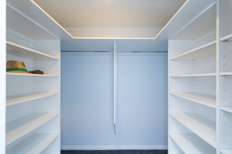 Photo of property in 30 Grand Oaks Drive, Awapuni, Palmerston North, 4412