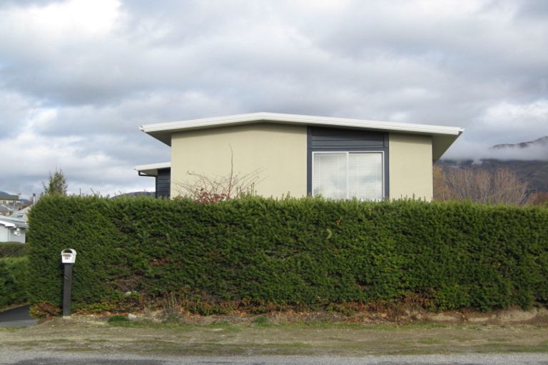 Photo of property in 133 Aubrey Road, Wanaka, 9305