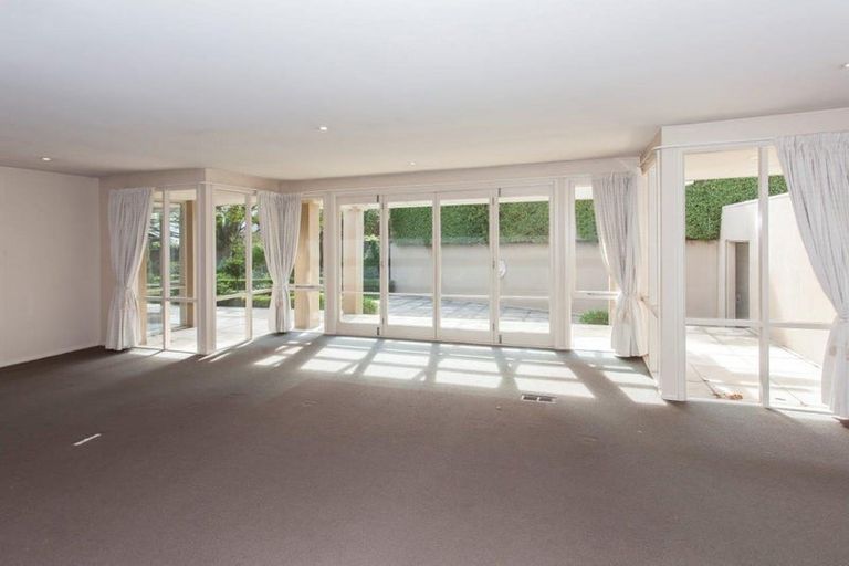 Photo of property in 27 Desmond Street, Merivale, Christchurch, 8014