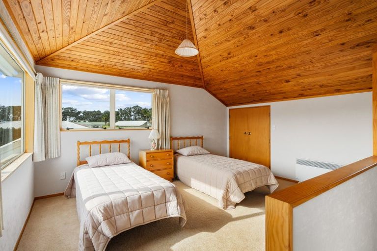 Photo of property in 104 Moana Anu Anu Avenue, Whangamata, 3620