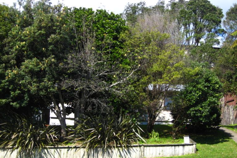 Photo of property in 44 Maratahu Street, Westown, New Plymouth, 4310