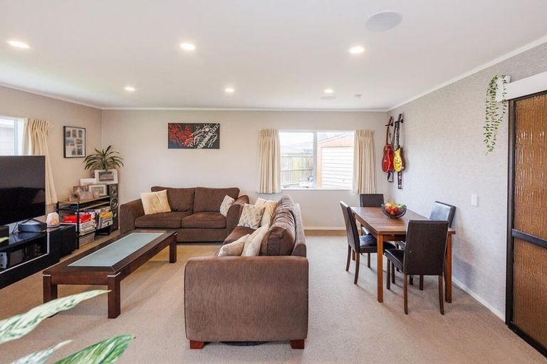 Photo of property in 3 Delta Place, Milson, Palmerston North, 4414