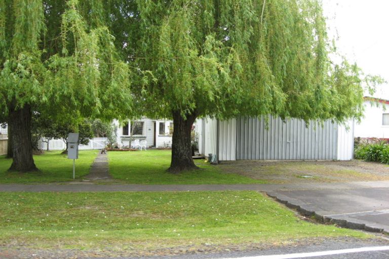 Photo of property in 76 Ferry Parade, Herald Island, Auckland, 0618