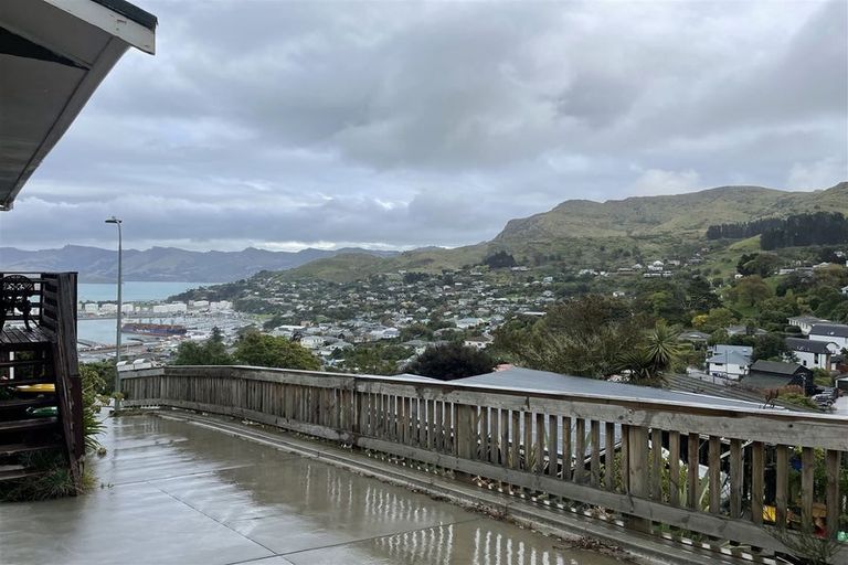 Photo of property in 6a College Place, Lyttelton, 8082