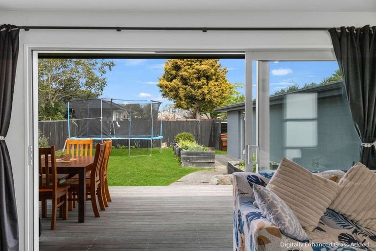 Photo of property in 7 Newhaven Street, Burwood, Christchurch, 8083