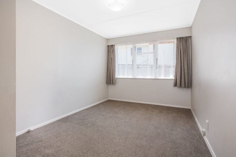 Photo of property in 23 Turkington Street, Tawa, Wellington, 5028