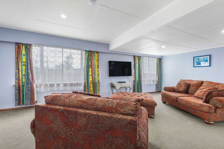 Photo of property in 17 Tuke Street, Normanby, Hawera, 4614