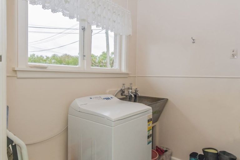 Photo of property in 21 Carston Street, Leeston, 7632