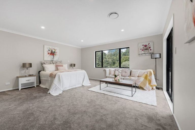 Photo of property in 2e Hughs Way, Flat Bush, Auckland, 2019