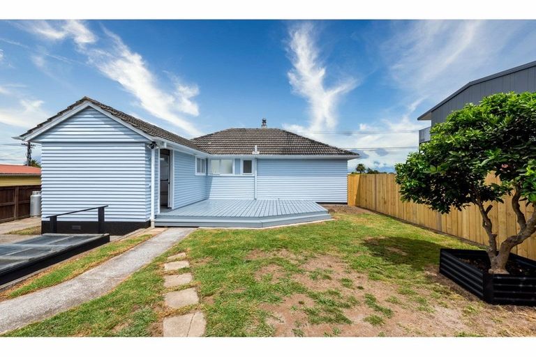 Photo of property in 1/23 Porchester Road, Papakura, 2110