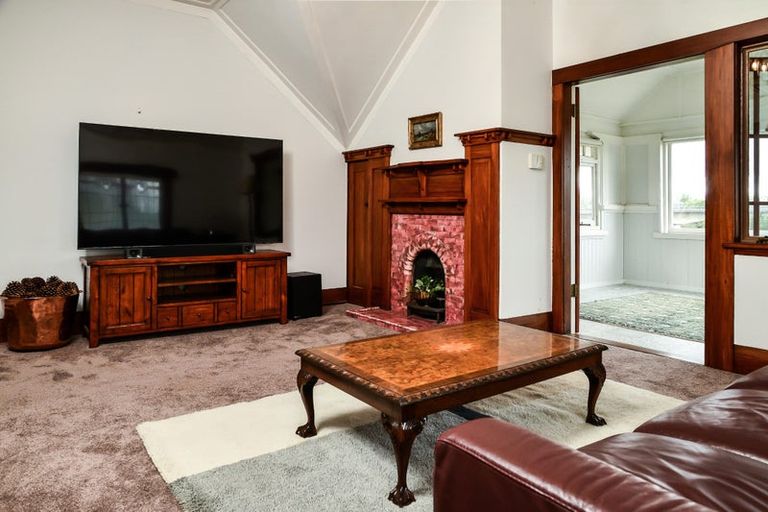 Photo of property in 10 Hardley Street, Whitiora, Hamilton, 3200