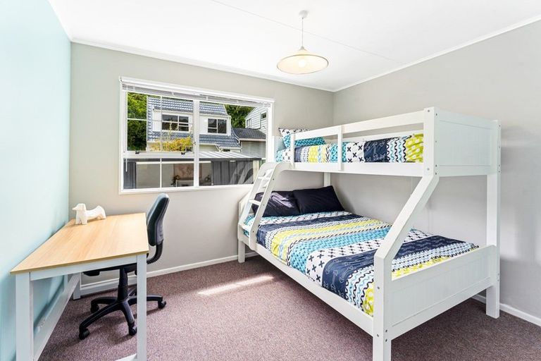 Photo of property in 1/19 Yarrow Place, Papakowhai, Porirua, 5024