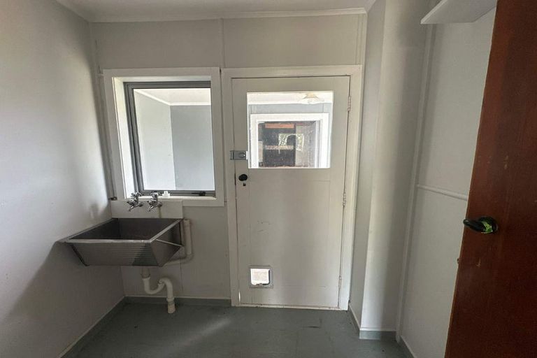 Photo of property in 8-10 Opie Place, Highbury, Palmerston North, 4412