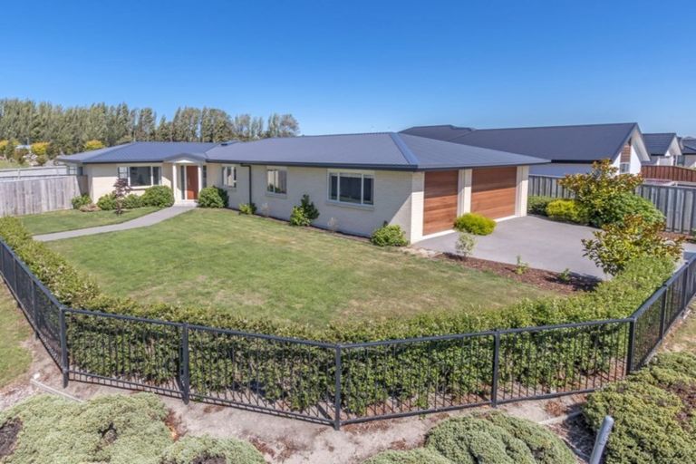 Photo of property in 1 Parklea Avenue, Halswell, Christchurch, 8025