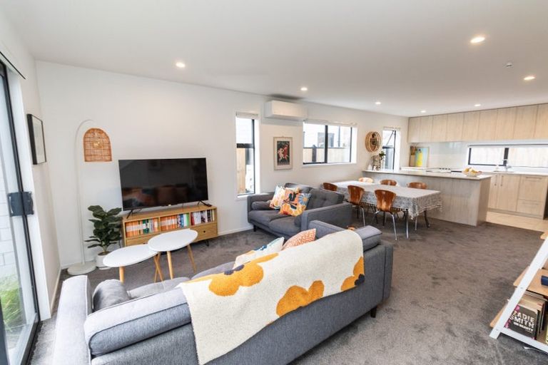 Photo of property in 7 Oliver Place, Trentham, Upper Hutt, 5018