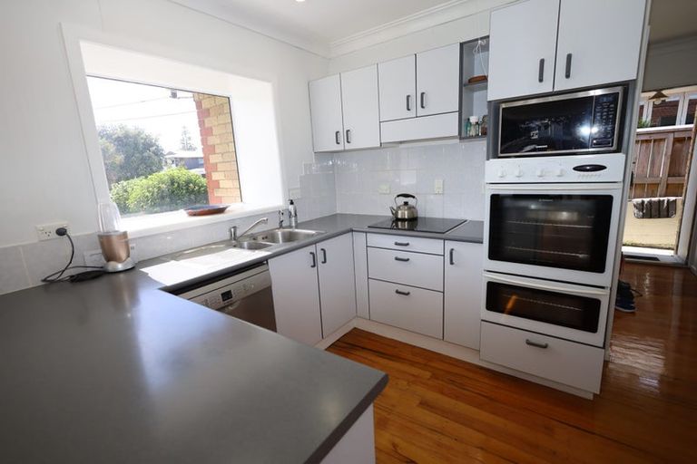 Photo of property in 58 Muricata Avenue, Mount Maunganui, 3116