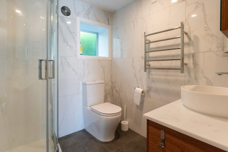 Photo of property in 35 Pleasant Road, Glen Eden, Auckland, 0602