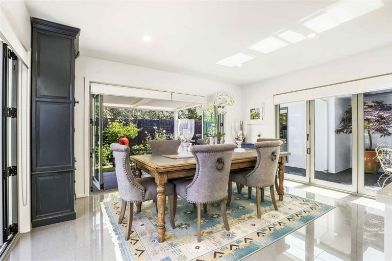 Photo of property in 15 Amokura Crescent, Flagstaff, Hamilton, 3210