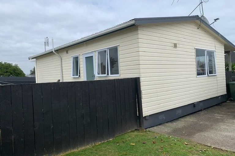 Photo of property in 36 Bowater Place, Manurewa, Auckland, 2102