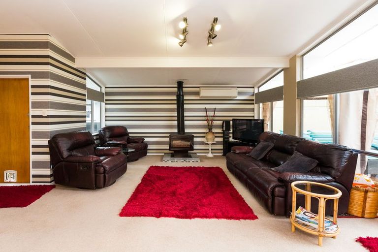 Photo of property in 162 Limbrick Street, Terrace End, Palmerston North, 4410