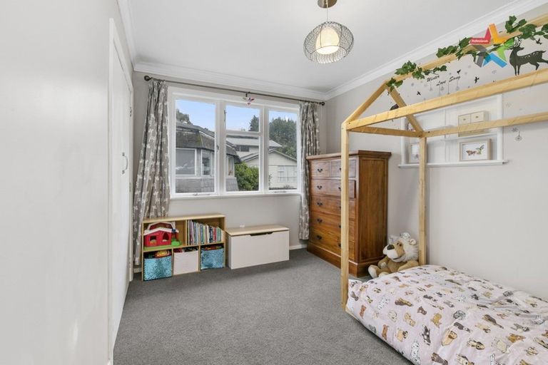 Photo of property in 109 Thomas Street, Stokes Valley, Lower Hutt, 5019