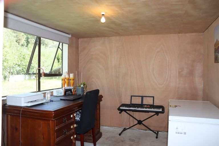 Photo of property in 1653 Mokau Road, Uruti, Urenui, 4379