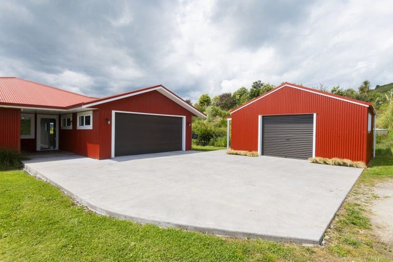 Photo of property in 232 Gaddums Hill Road, Outer Kaiti, Gisborne, 4010