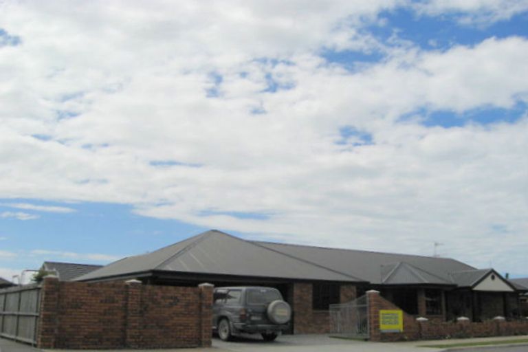 Photo of property in 20 Petries Road, Woodend, 7610