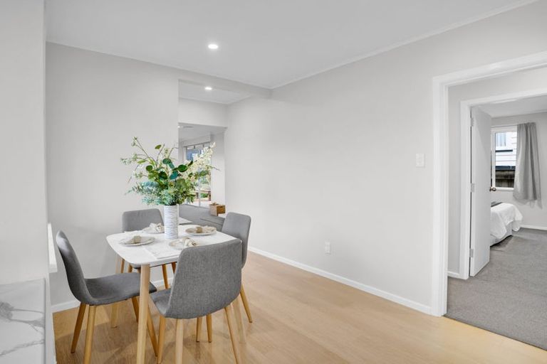 Photo of property in 68 Wallath Road, Westown, New Plymouth, 4310