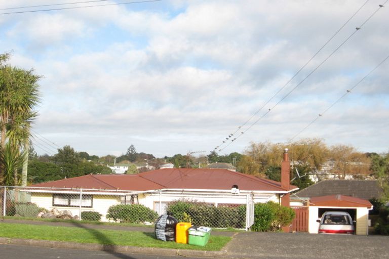 Photo of property in 12 Puriri Road, Manurewa, Auckland, 2102