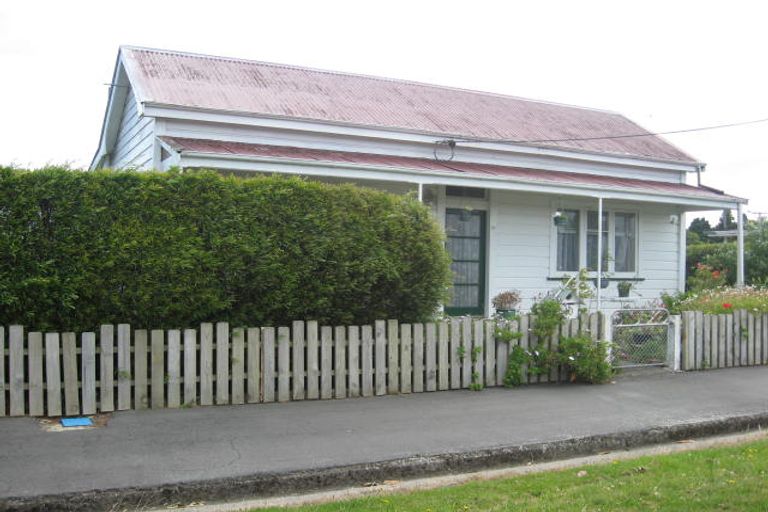 Photo of property in 10 Dawson Street, Pahiatua, 4910